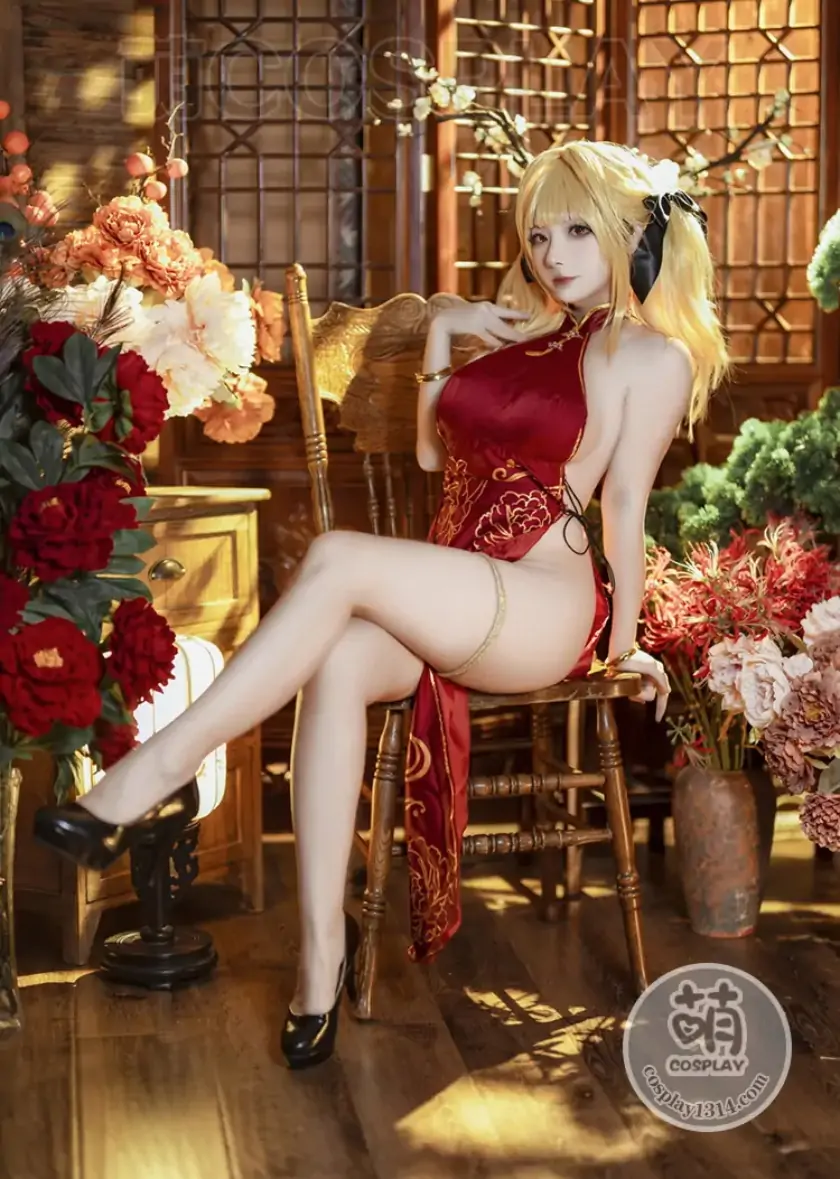 是三不是世w 佣兵金发旗袍 [54P-1.80GB]